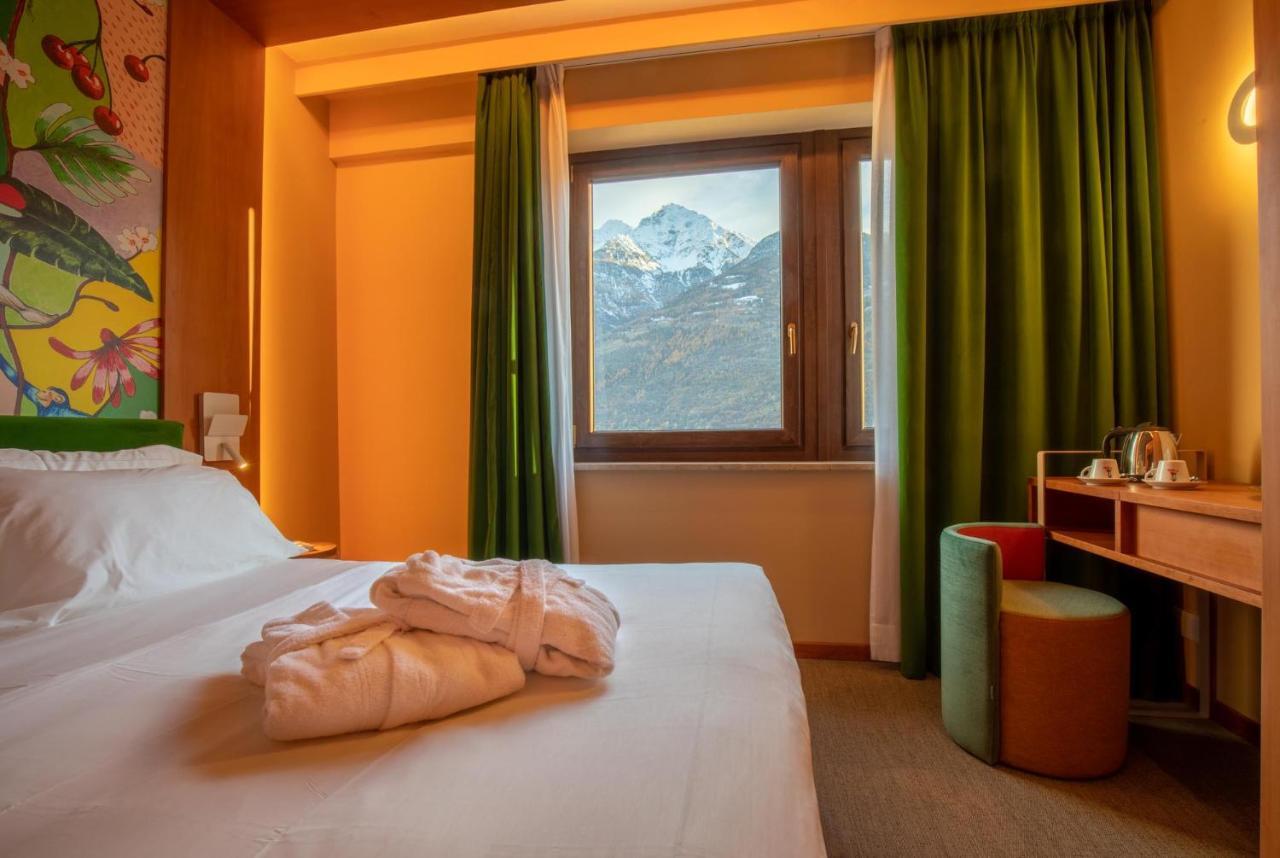 Omama Hotel Aosta Exterior photo